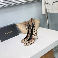 Alaia Shoes